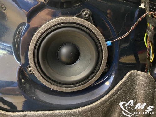 Instalacion equipo de audio con amplificador BMW Serie 3 F30