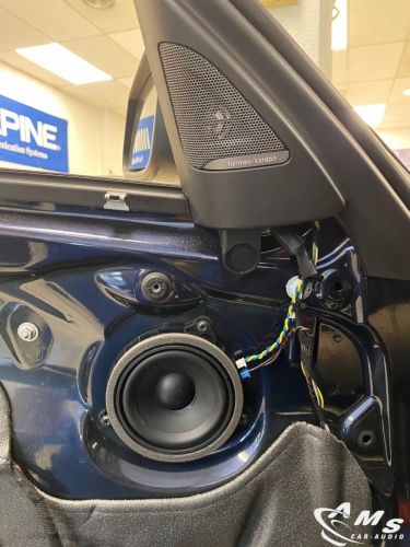 Instalacion equipo de audio con amplificador BMW Serie 3 F30
