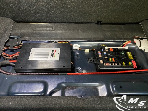 Instalacion equipo de audio con amplificador BMW Serie 3 F30