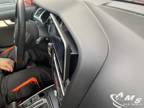 Instalación pantalla 10,25" en Audi A5 de 2016