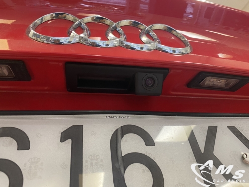 Instalación pantalla 10,25" en Audi A5 de 2016