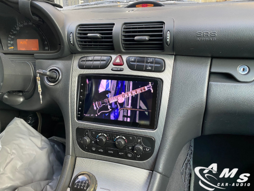 Mercedes C Sport Coupe 2006 pantalla android 8" carplay, gps