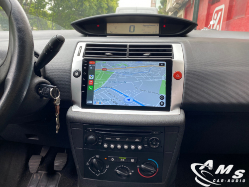 Instalación pantalla multimedia 9" con CarPlay en Citröen C4