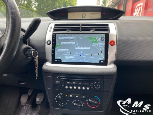 Instalación pantalla multimedia 9" con CarPlay en Citröen C4
