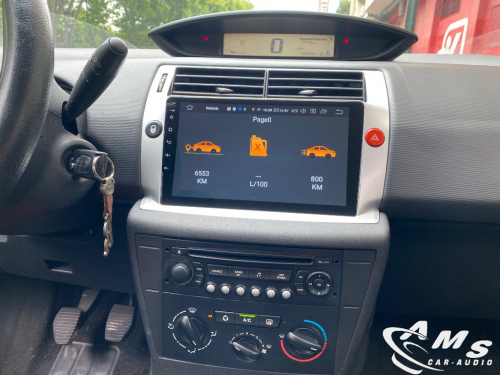 Instalación pantalla multimedia 9" con CarPlay en Citröen C4