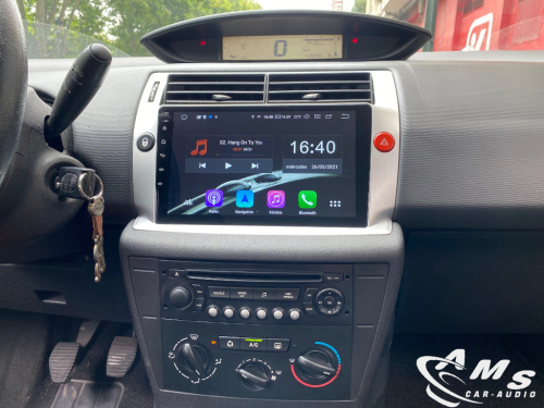 Instalación pantalla multimedia 9" con CarPlay en Citröen C4