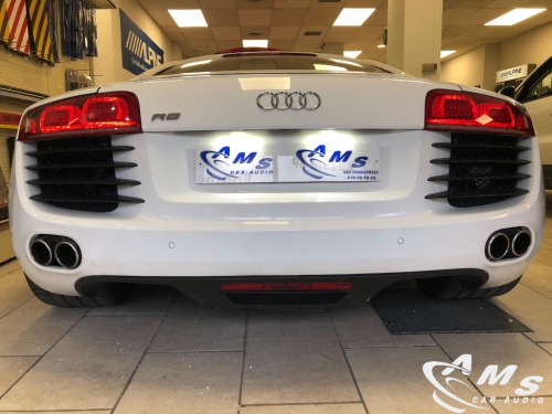Insonorización de puertas Audi R8