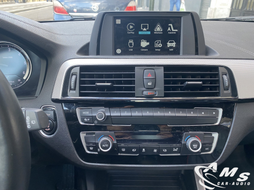 BMW 1 2018 Interfase Carplay/Android auto, cámara visión delantera y trasera
