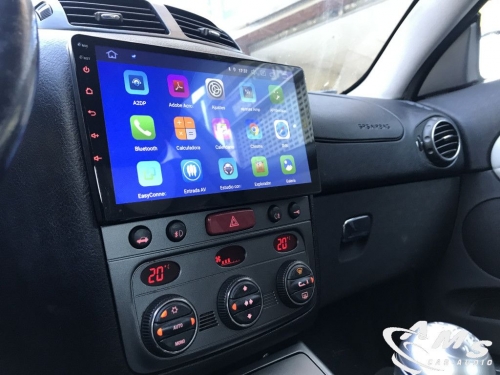 Transformación realizada en Alfa GT del año 2007, sobre el hueco de 1 Din se adapta una pantalla de 9” táctil con sistema operativo Android, se le añade cámara de visión trasera, sistema Apple Carplay y Android Auto, lector de usb, navegación integrada y cámara de grabación delantera.
