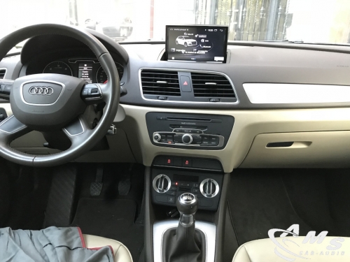 Instalación equipo multimedia pantalla 8" en Audi Q3