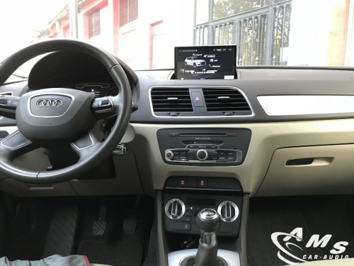 Instalación equipo multimedia pantalla 8" en Audi Q3