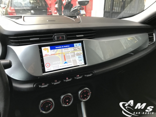 Instalación equipo multimedia Ownice en Alfa Giulietta 2012