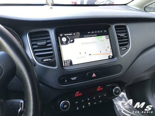 Instalación multimedia pantalla 9" Kia Carens