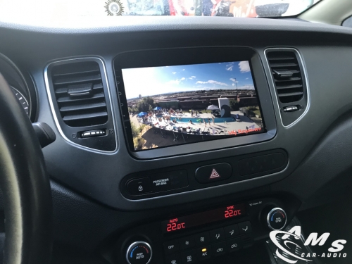 Instalación multimedia pantalla 9" Kia Carens
