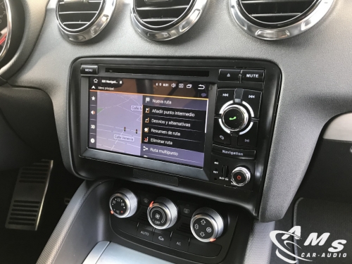 Instalación sistema multimedia con pantalla de 7" en Audi TT de 2012
