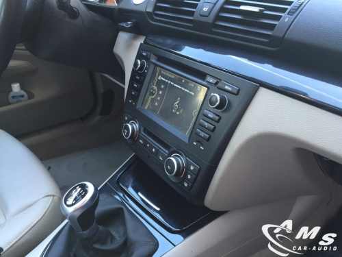 Instalación equipo multimedia Ihnavi  7" BMW Serie 1