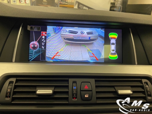 Instalación multimedia pantalla 10" en BMW Serie 5 F10